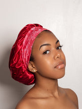 Load image into Gallery viewer, LADY IN ROUGE BONNET
