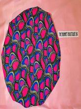 Load image into Gallery viewer, ZIENA QUEEN BONNET
