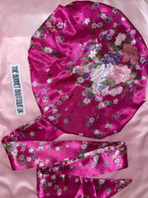 Load image into Gallery viewer, PETUNIA FORTRESS BONNET
